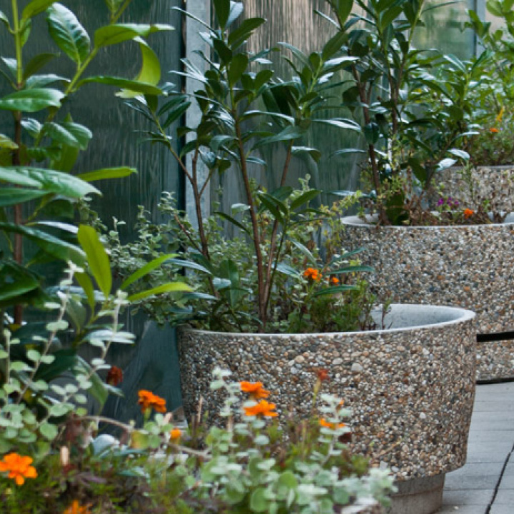 Kruhové kvetináče Kruhové kvetináče